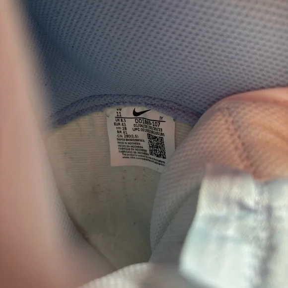 Nike Dunk High Womens Aluminum Size 11 - Picture 6 of 6